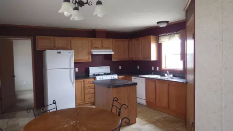 3502 24th Ave W, Williston, ND 58801 photo 3