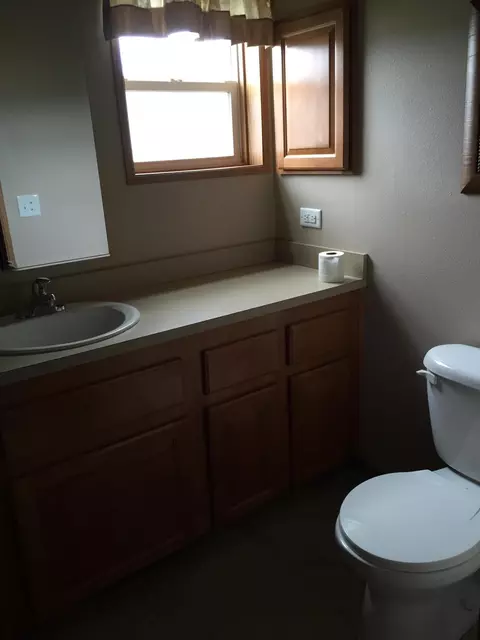 1830 36th St W, Williston, ND 58801 photo 17