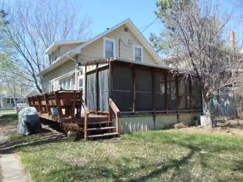 616 Third Ave E, Williston, ND 58801 photo 3