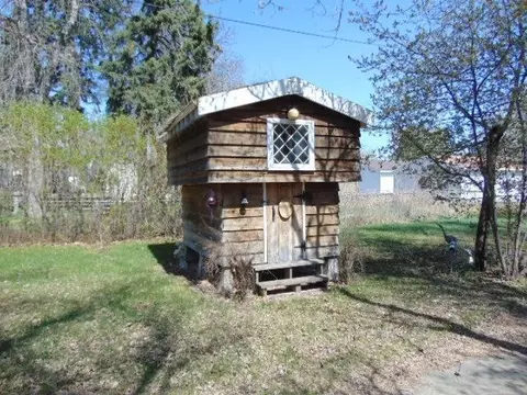 616 Third Ave E, Williston, ND 58801 photo 5