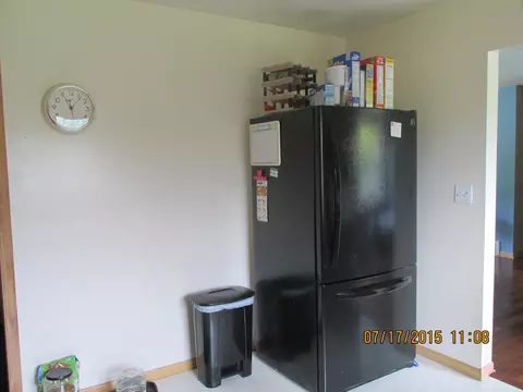 210 14th St E, Williston, ND 58801 photo 4