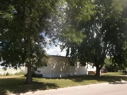 511 21st St W, Williston, ND 58801 photo 17
