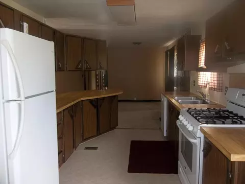 511 21st St W, Williston, ND 58801 photo 5