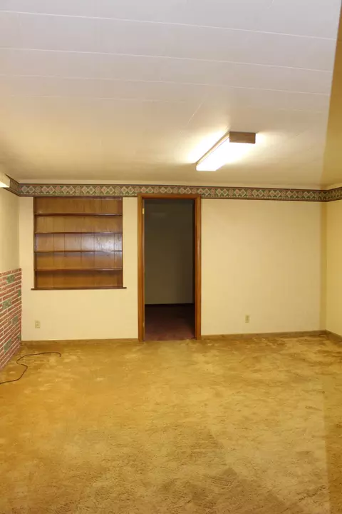411 7th Ave W, Williston, ND 58801 photo 15