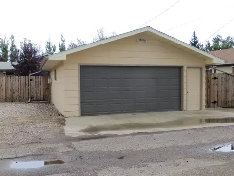 1607 1st Ave E, Williston, ND 58801 photo 8