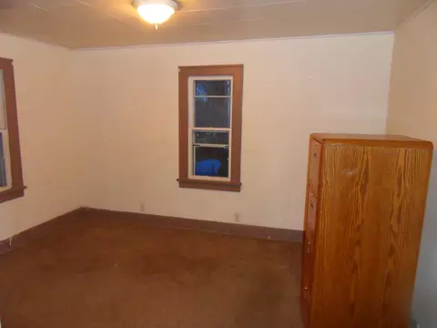 1009 4th St W, Williston, ND 58801 photo 9