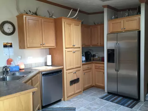 13944 50th Dr NW, Williston, ND 58801 photo 5
