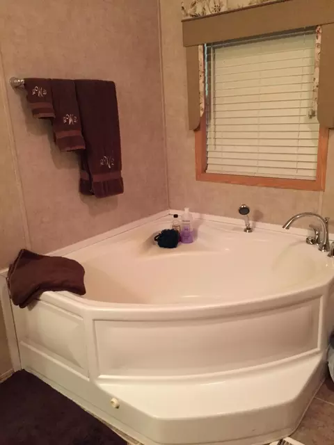 13944 50th Dr NW, Williston, ND 58801 photo 16