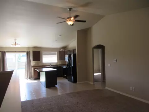 1809 25th St W, Williston, ND 58801 photo 2