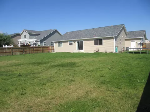 1809 25th St W, Williston, ND 58801 photo 20
