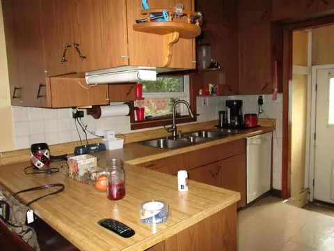 922 14th Ave W, Williston, ND 58801 photo 2