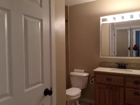 6820 2nd Avenue Cir E, Williston, ND 58801 photo 12