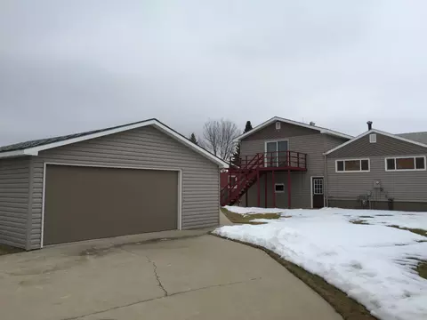 2116 3rd Ave E, Williston, ND 58801 photo 35