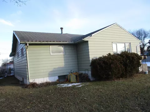 618 10th Ave W, Williston, ND 58801 photo 17