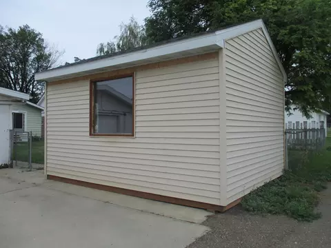 618 10th Ave W, Williston, ND 58801 photo 22