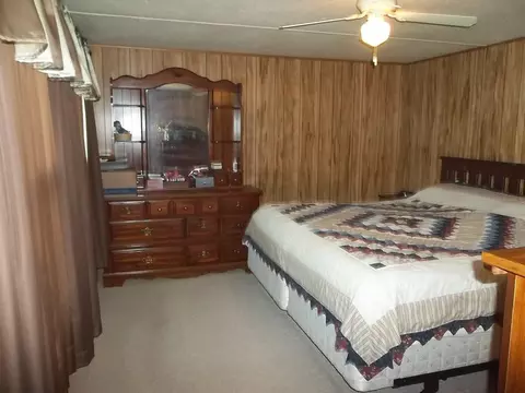 1001 27th St W, Williston, ND 58801 photo 7