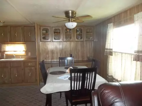1001 27th St W, Williston, ND 58801 photo 5