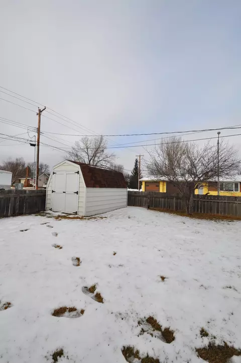2123 6th Ave E, Williston, ND 58801 photo 21