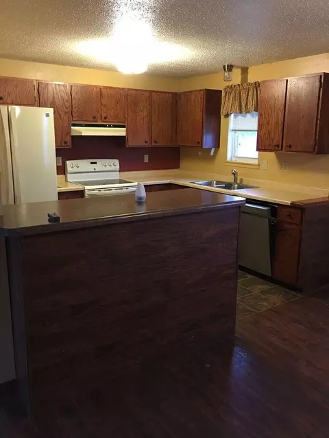 1823 20th Ave W, Williston, ND 58801 photo 9