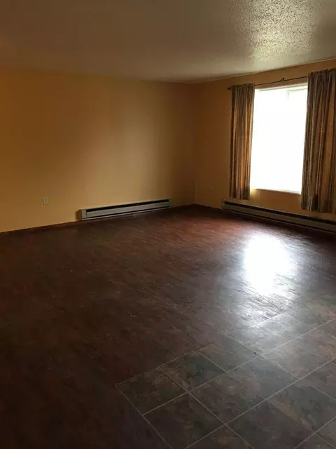 1823 20th Ave W, Williston, ND 58801 photo 6