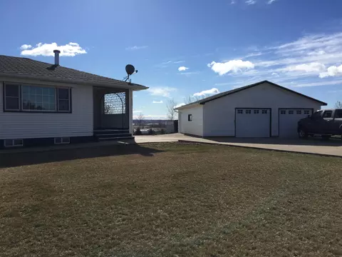 4740 141st Ave NW, Williston, ND 58801 photo 2