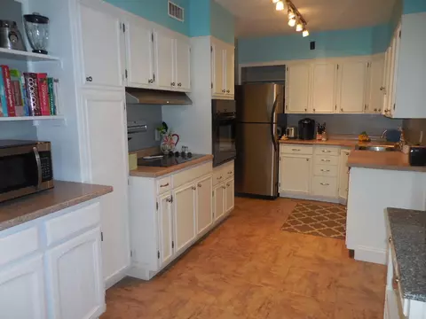 707 3rd Ave E, Williston, ND 58801 photo 9