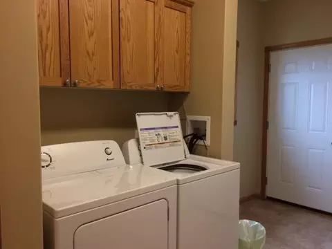 4827 Southview St, Williston, ND 58801 photo 4