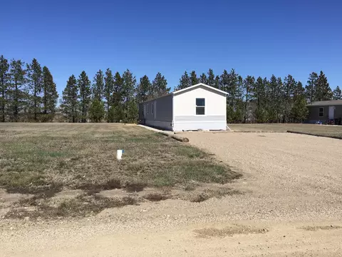 408 6th Ave W, Ray, ND 58849 photo 2