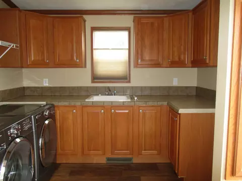 810 6th Ave NW, Williston, ND 58801 photo 14