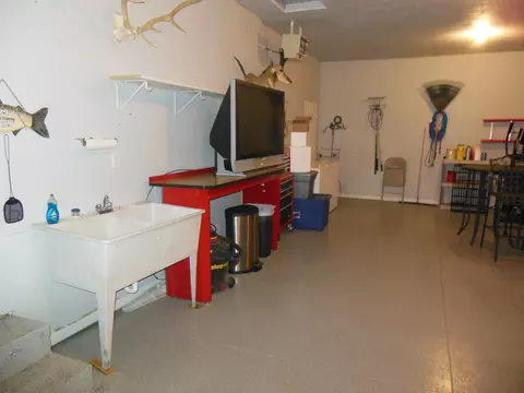 2510 12th Ave W, Williston, ND 58801 photo 32