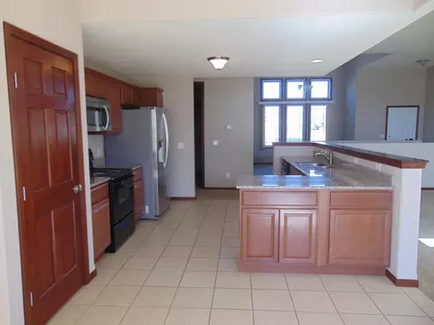 3329 Prairie Commons St, Williston, ND 58801 photo 7
