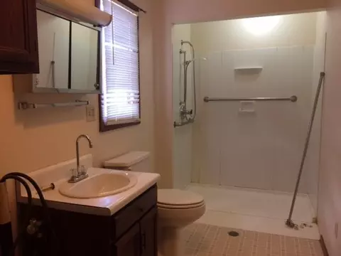 220 20th St E, Williston, ND 58801 photo 9