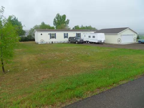 40 74th St E, Williston, ND 58801 photo 1