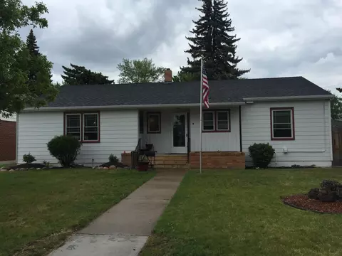 920 3rd Ave E, Williston, ND 58801 photo 27
