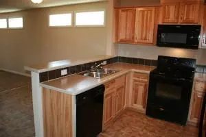 1803 Bison Dr, Williston, ND 58801 photo 4
