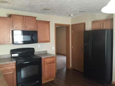 1831 31st St W, Williston, ND 58801 photo 8