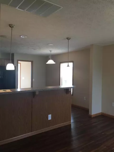 1831 31st St W, Williston, ND 58801 photo 9