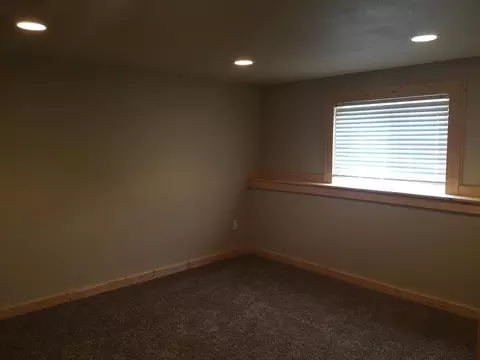 1831 31st St W, Williston, ND 58801 photo 27