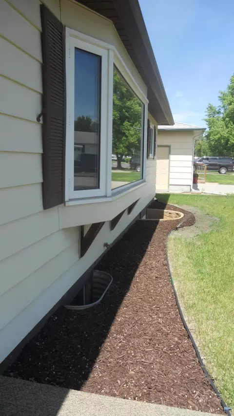 901 16th Ave W, Williston, ND 58801 photo 24