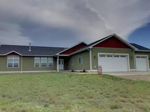 13923 Western Way, Williston, ND 58801 photo 4