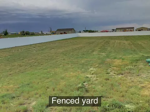 13923 Western Way, Williston, ND 58801 photo 31