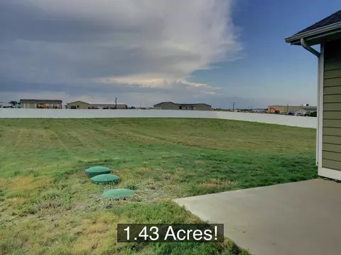 13923 Western Way, Williston, ND 58801 photo 30