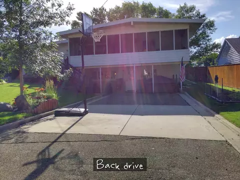 1408 Hillcourt E, Williston, ND 58801 photo 45