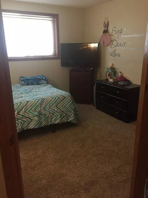 1801 14th Ave W, Williston, ND 58801 photo 28