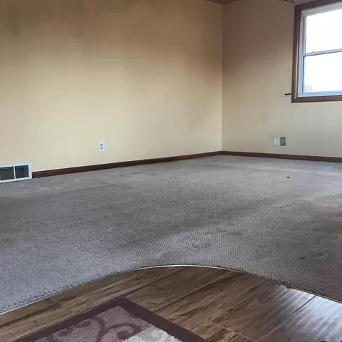 923 Broadway W, Williston, ND 58801 photo 3