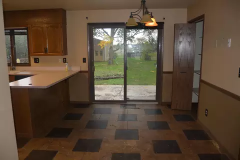 3804 University, Williston, ND 58801 photo 3