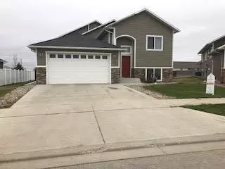 2113 23rd St W, Williston, ND 58801 photo 1