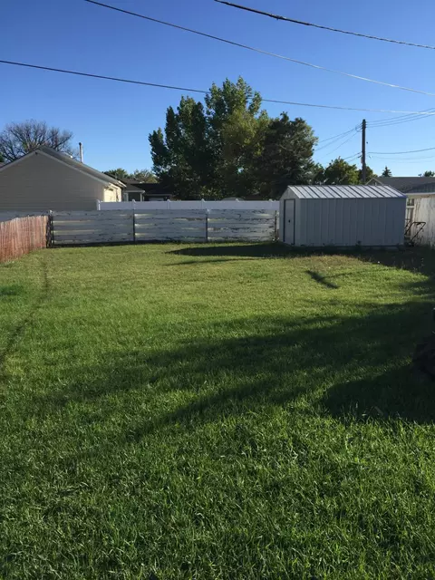 1239 6th Ave W, Williston, ND 58801 photo 30