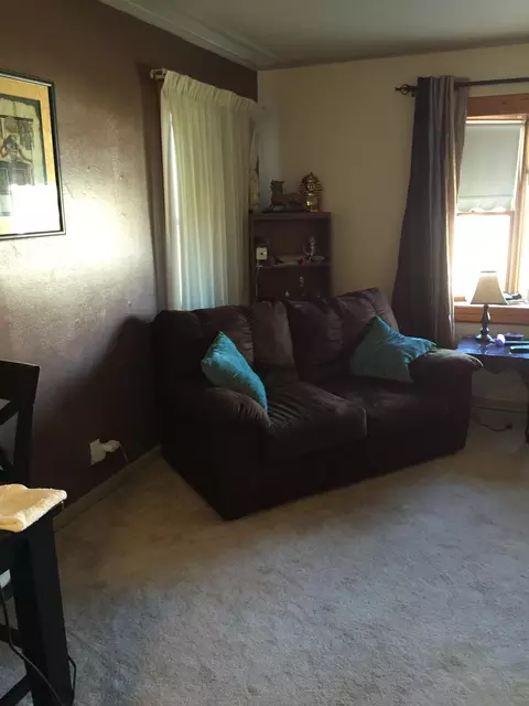 1239 6th Ave W, Williston, ND 58801 photo 3