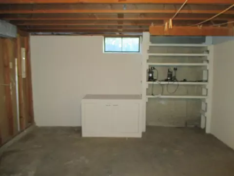 405 Hillside Ct, Williston, ND 58801 photo 19